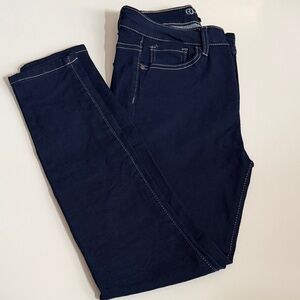 Classic Navy Skinny Jeans for women
